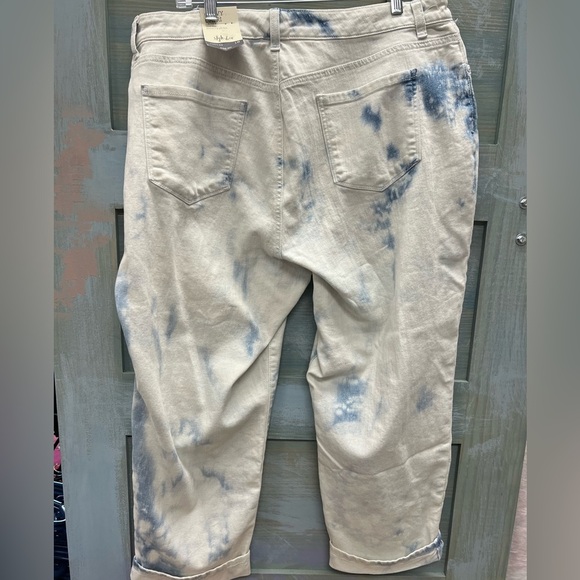 Style & co capri jeans - Picture 2 of 3